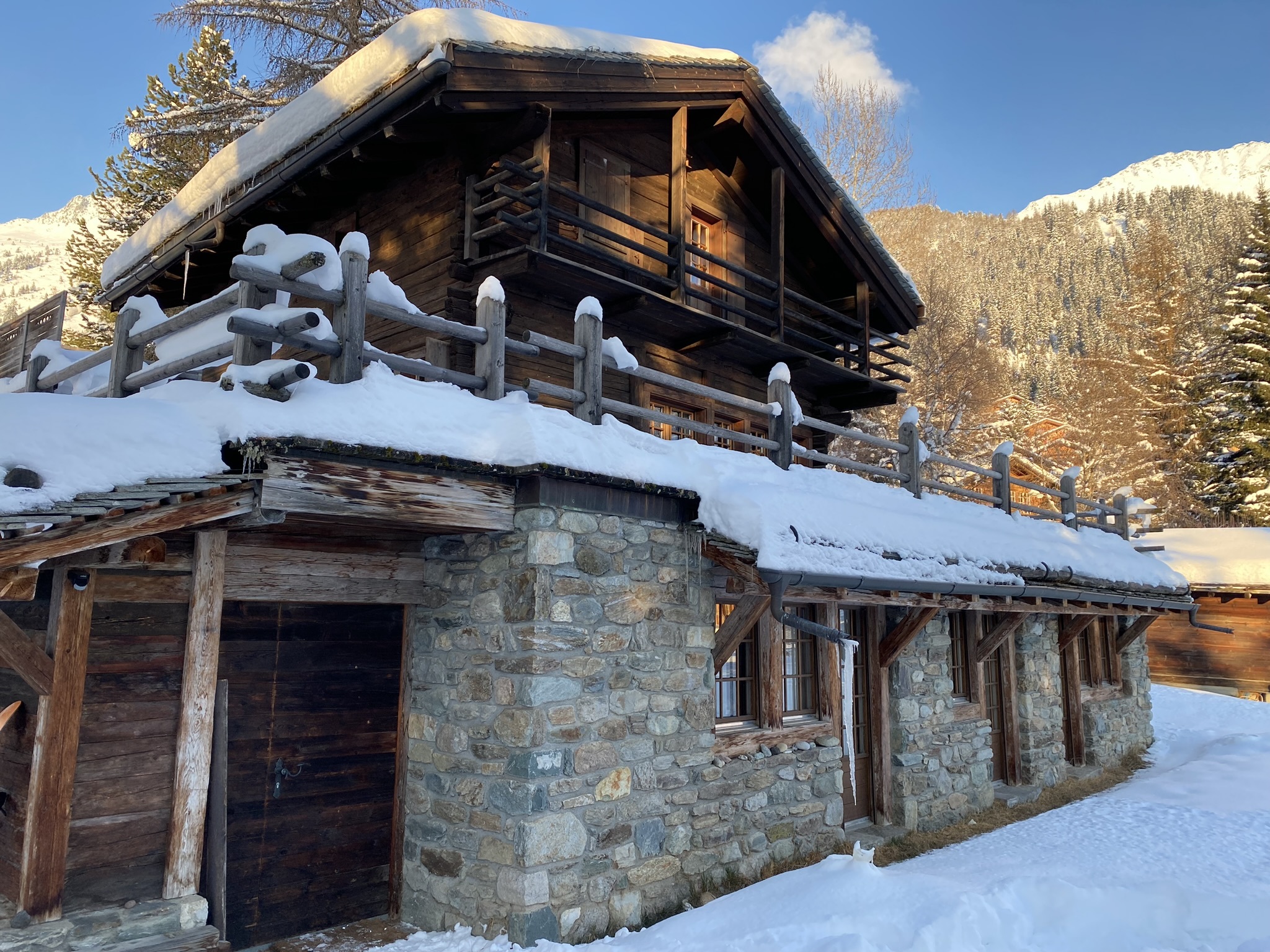 Grand Chalet Verbier - façade en hiver